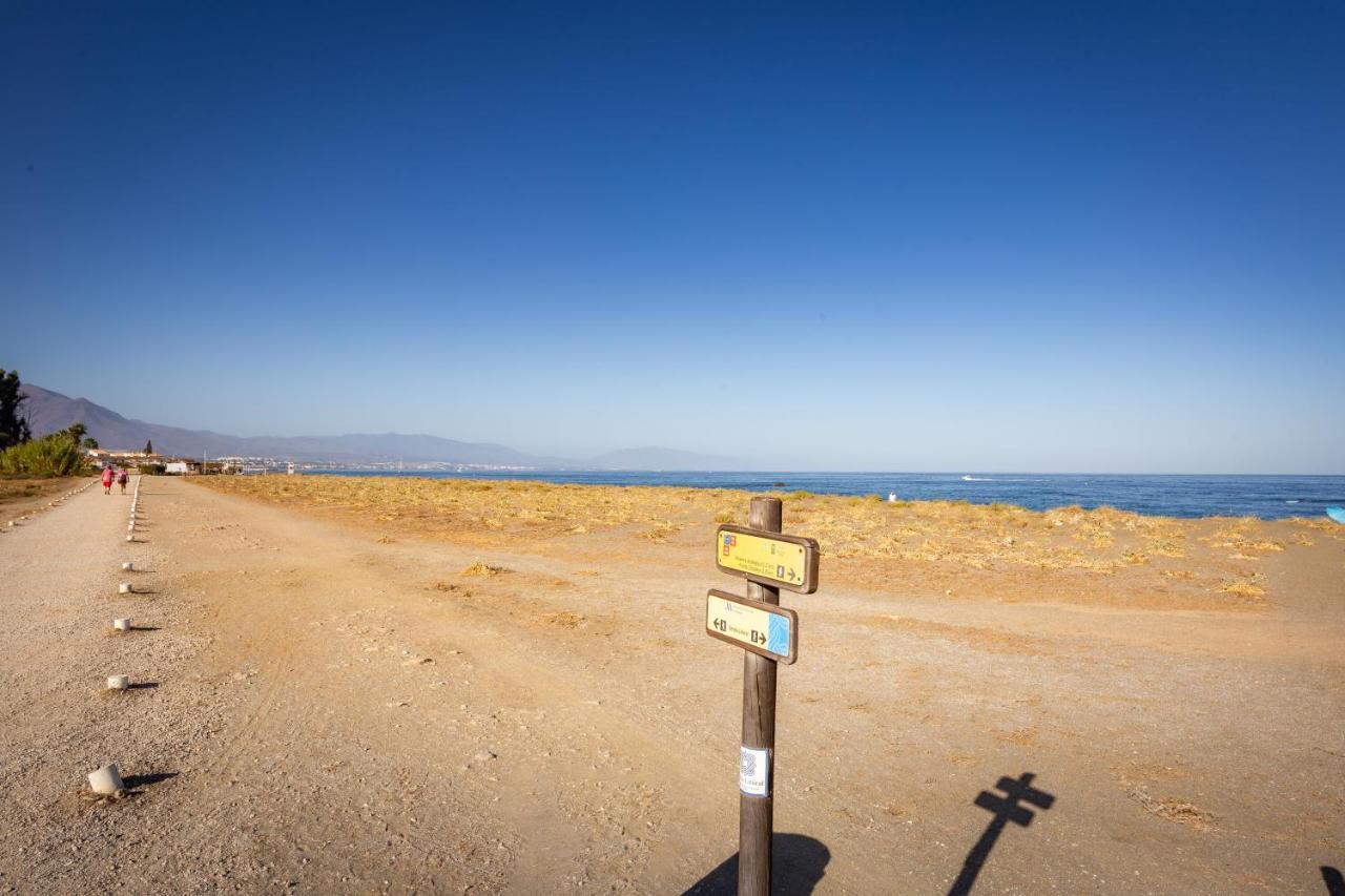 Relax At Premium Beach Flat - Aldea Beach マニルバ エクステリア 写真